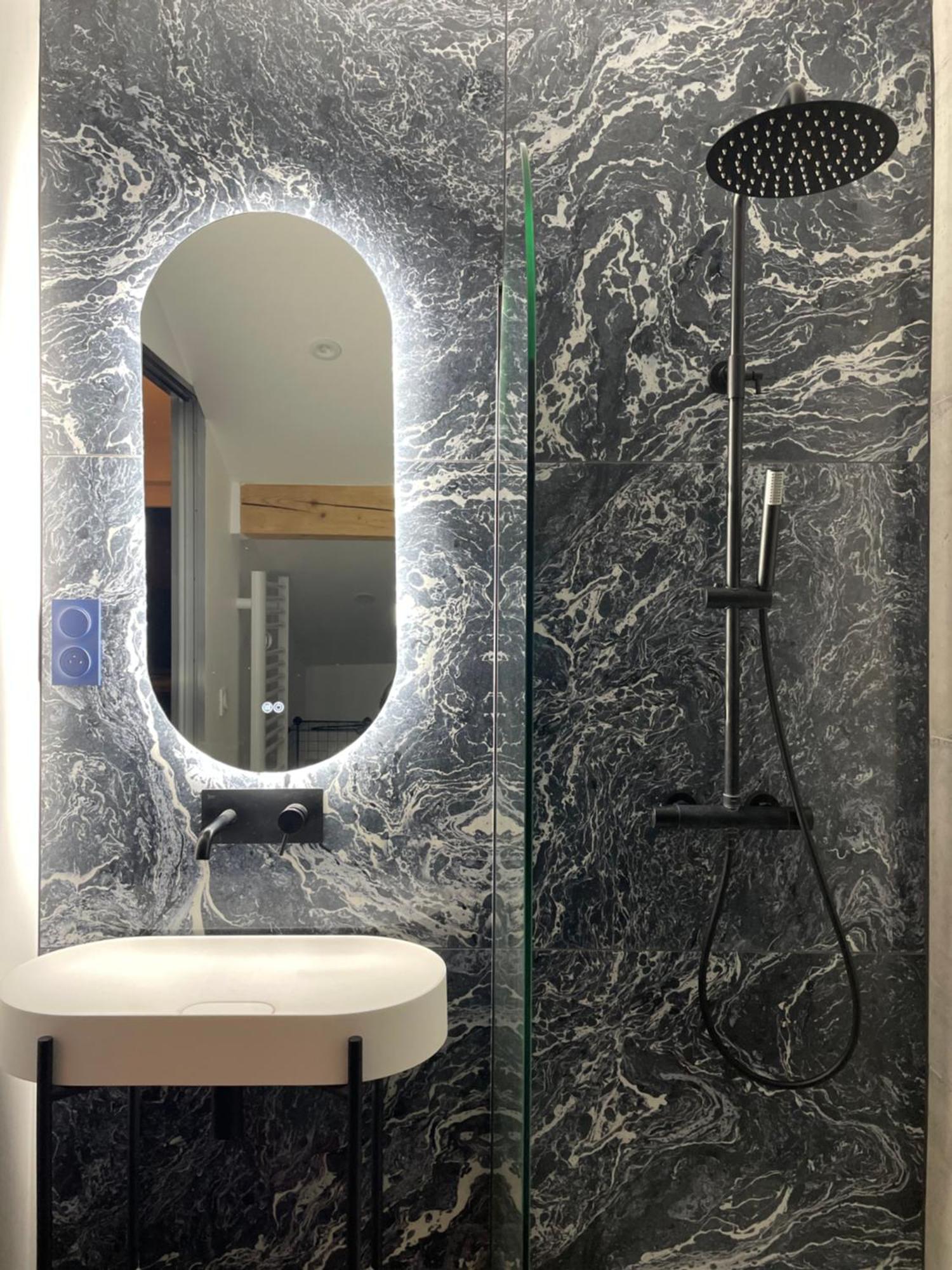 Appartement Moderne Dominant La Ville Pontarlier Eksteriør billede